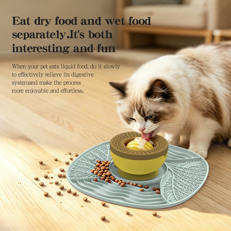2-in-1 Rolling Ball Silicone Pet Lick Mat 2